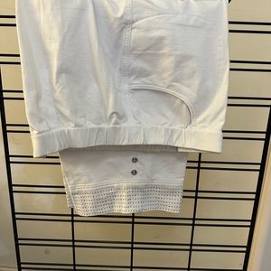 Quacker Factory Dream Jeanne’s size 2x capris